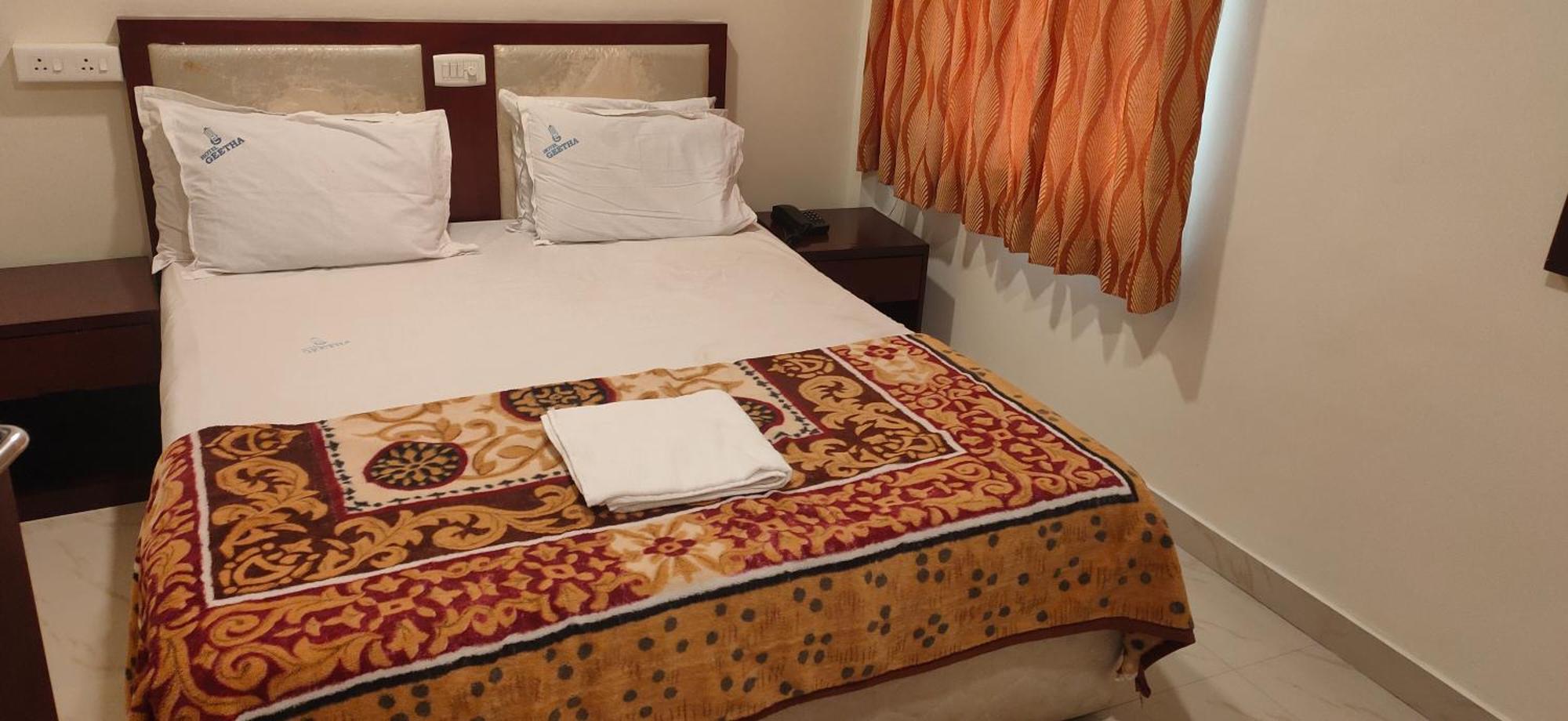 Hotel Geetha International Thoothukudi Eksteriør bilde