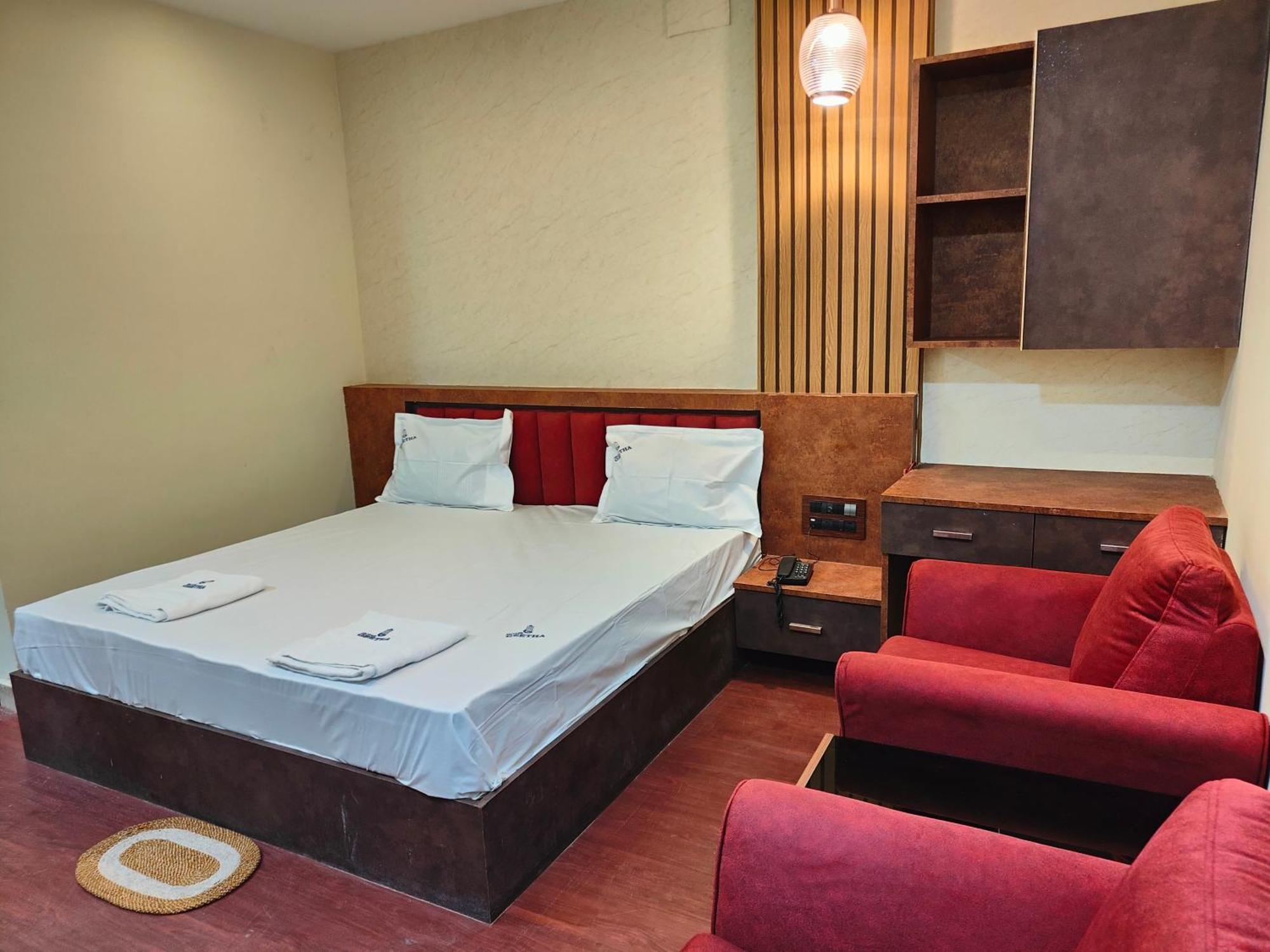 Hotel Geetha International Thoothukudi Eksteriør bilde